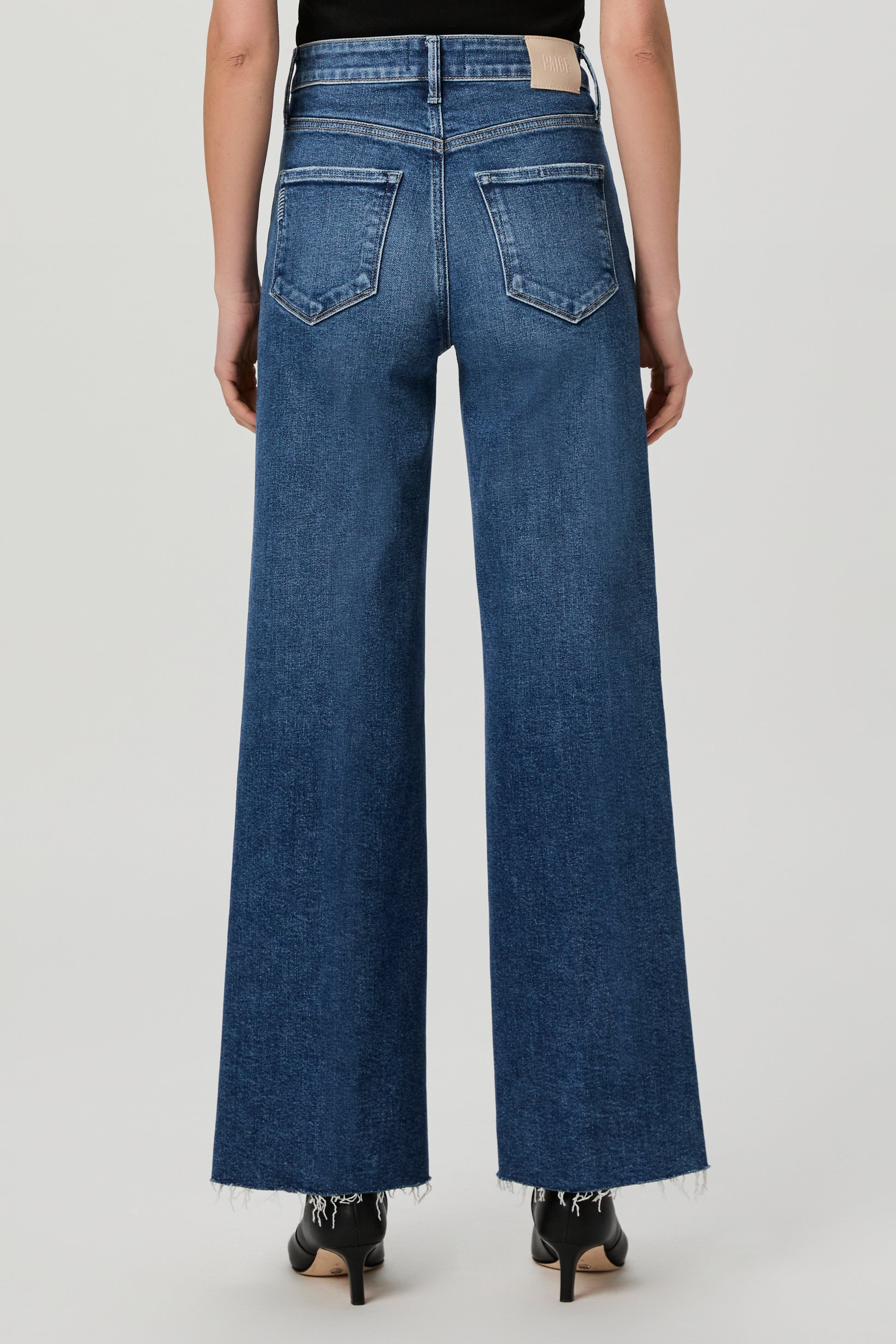 Anessa 31" W/ Raw Hem - Hackney Jeans PAIGE