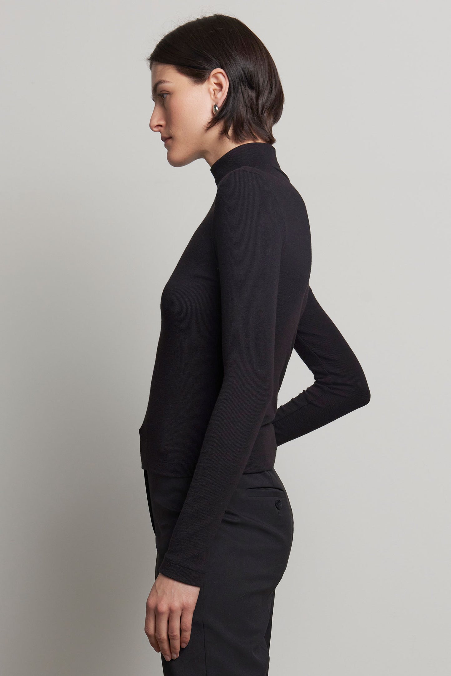 Helms Turtleneck Tops Velvet by Graham & Spencer