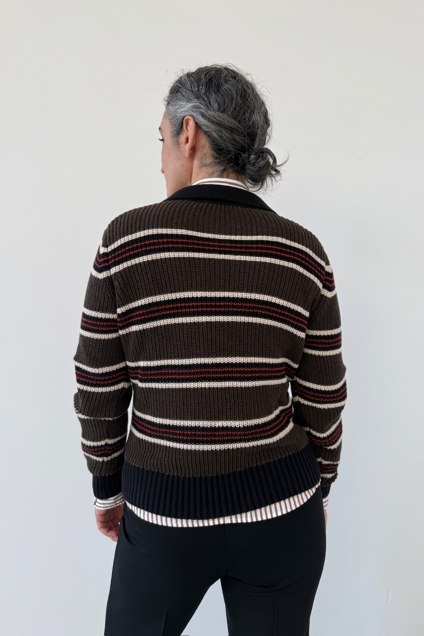 Breton Boxy stripe sweater on model backside