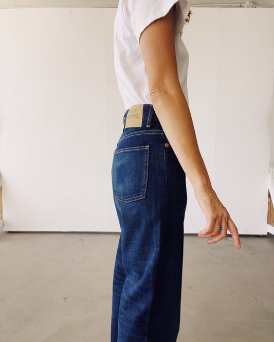 The Loose Crop - Eddy Wash Denim HEY GANG