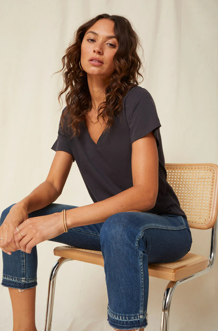 V Neck Tee Tops AMO Denim Vintage Black S