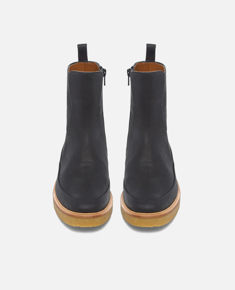 Hip Boot