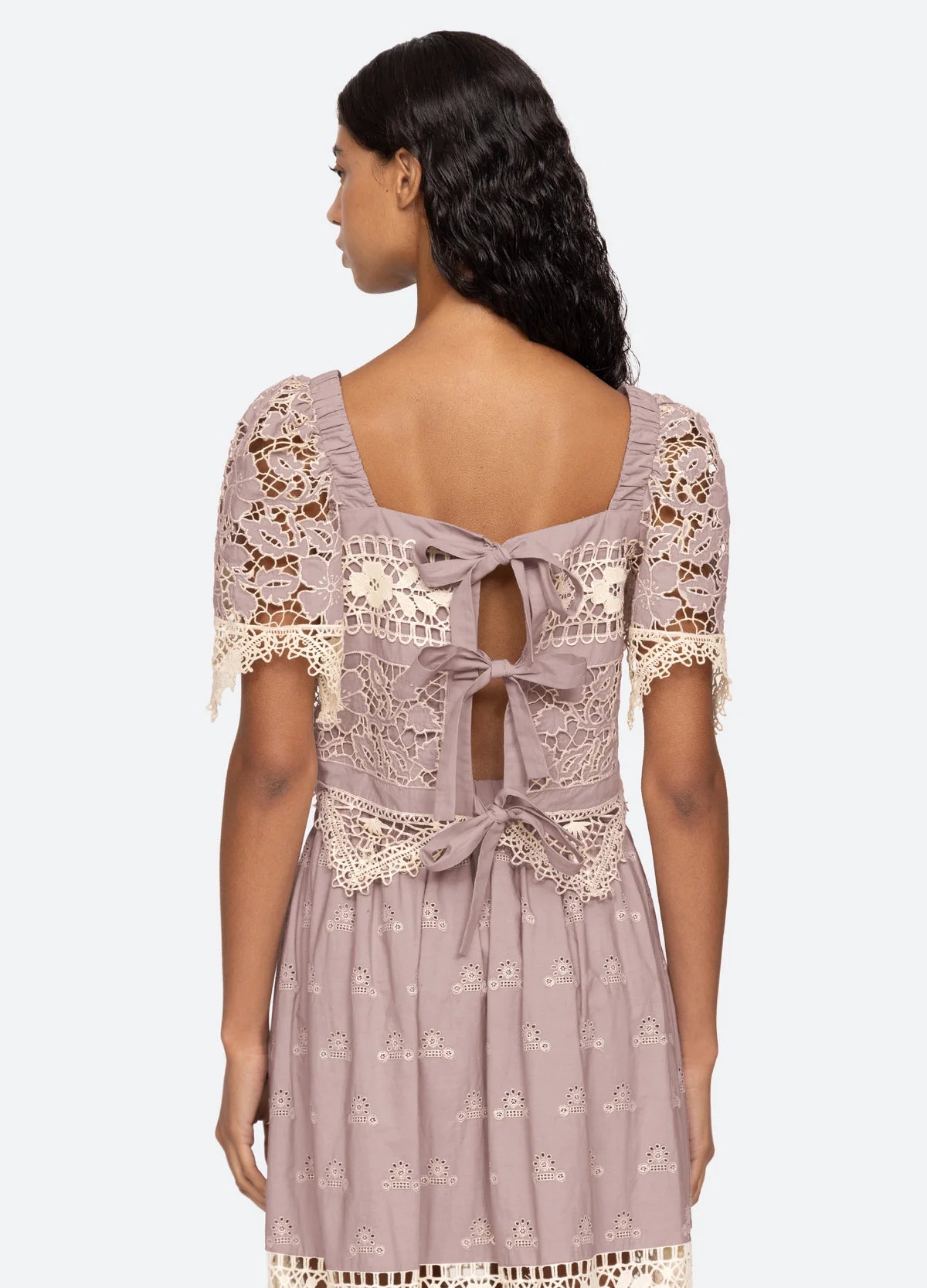 Joah Embroidery S/S Top W/ Tie Back Tops Sea