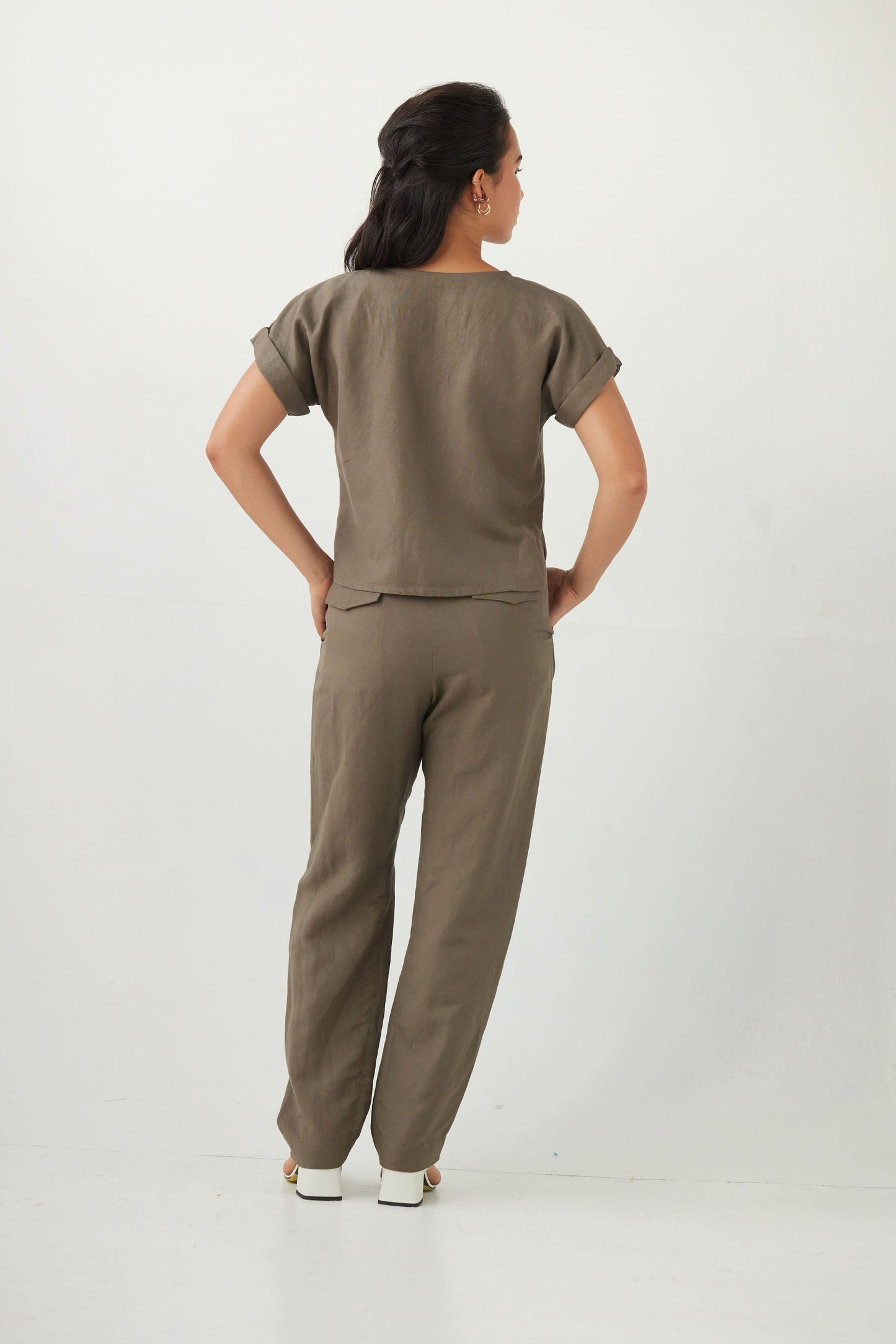 Sophia Tapered Pant in Linen Pants CHRISTINE ALCALAY