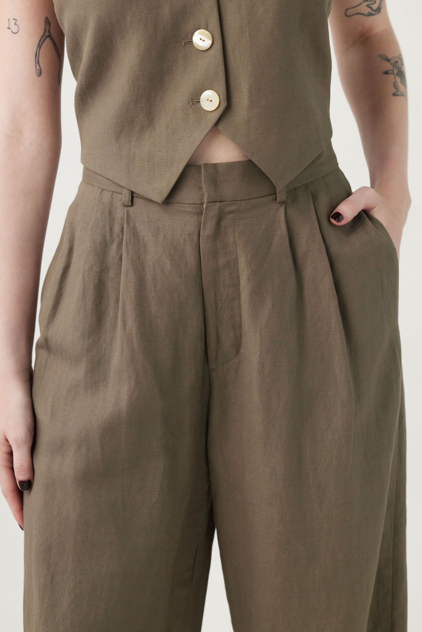Diane Vest in Linen Blend Vests CHRISTINE ALCALAY