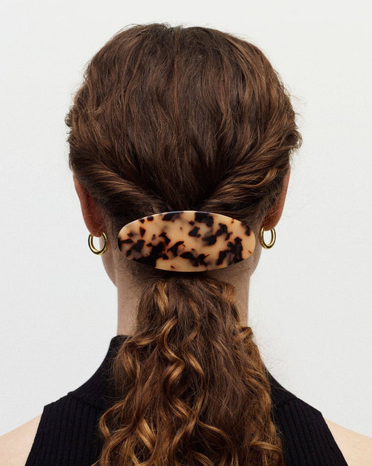 Jumbo Oval Barrette in Blonde Tortoise Hair Accessories MACHETE