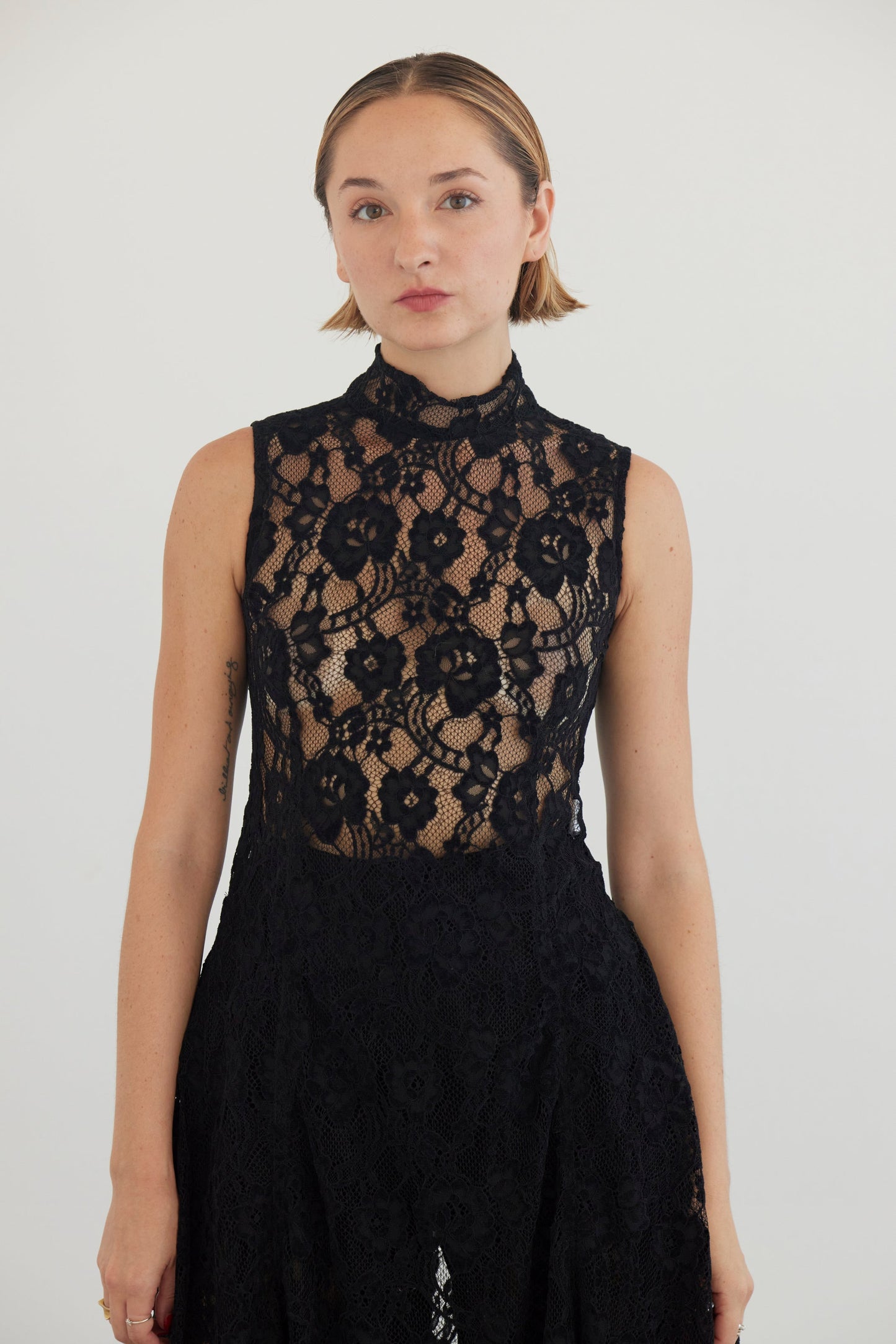 Eurie Dress in Lace - 2