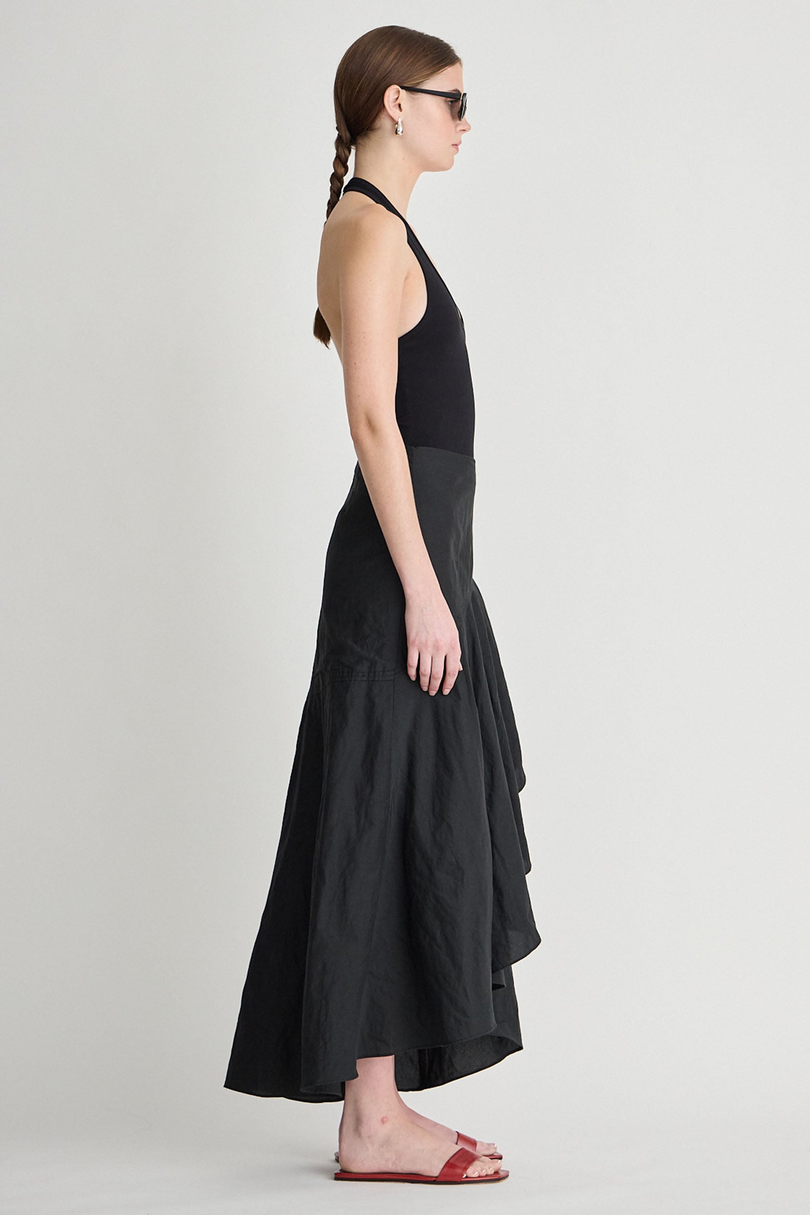 SCULPTED RUFFLE SKIRT