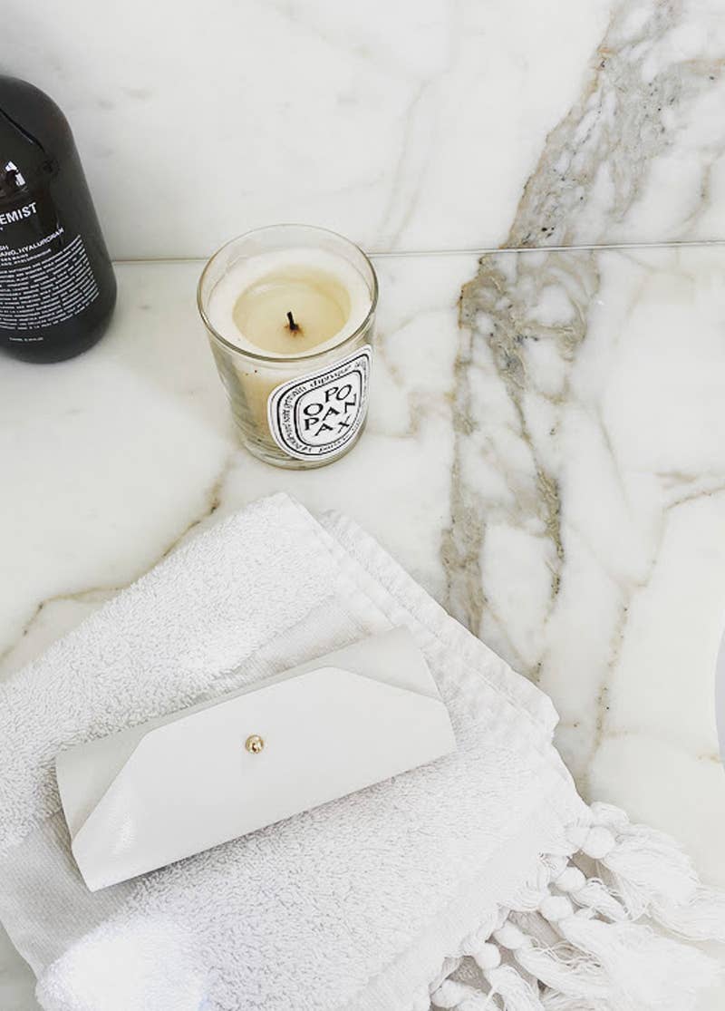 The Dry Gloss Manicure Kit Bare Hands