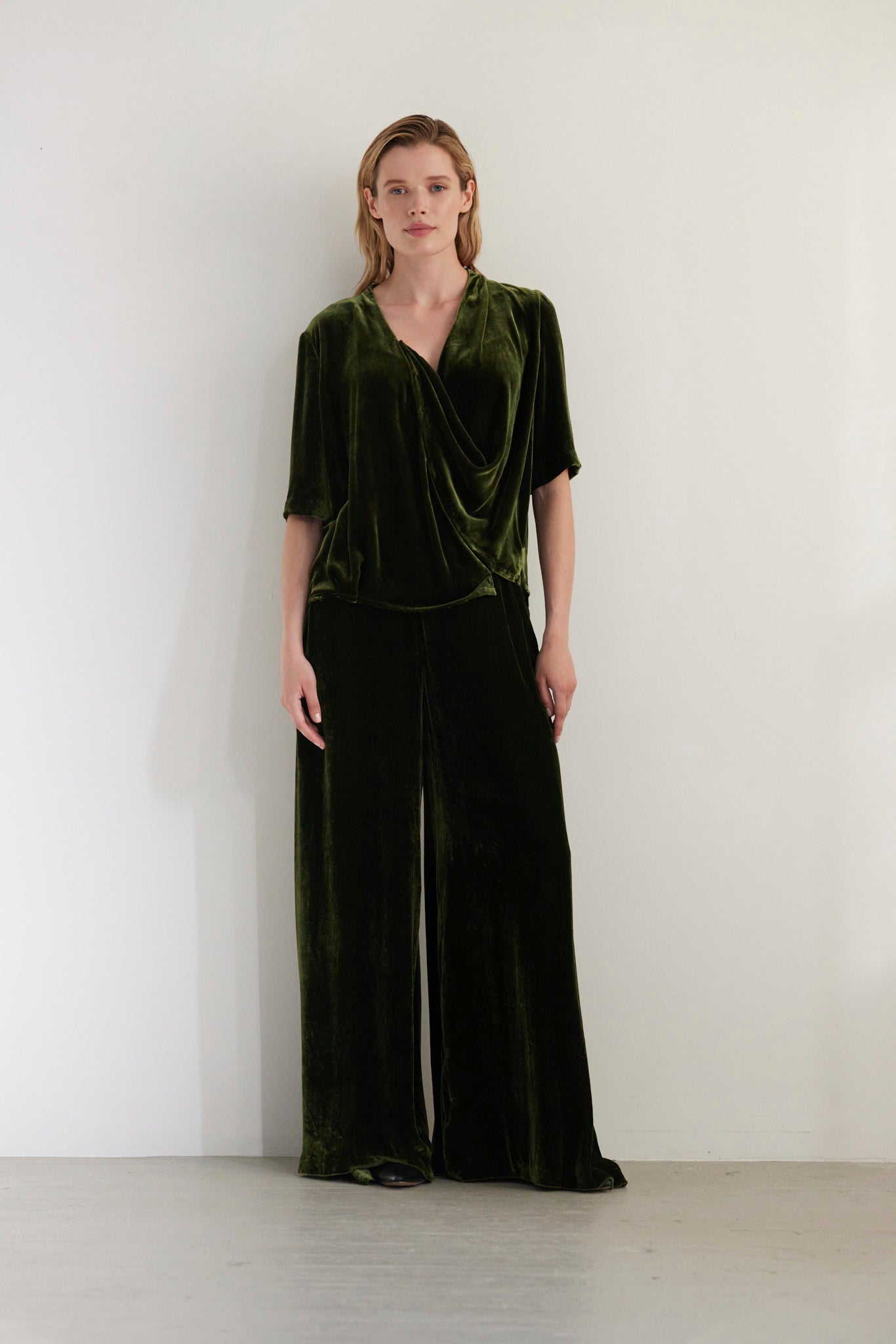 Angela Palazzo Pant in Silk Velvet Pants CHRISTINE ALCALAY Verdant Green 0 - 1