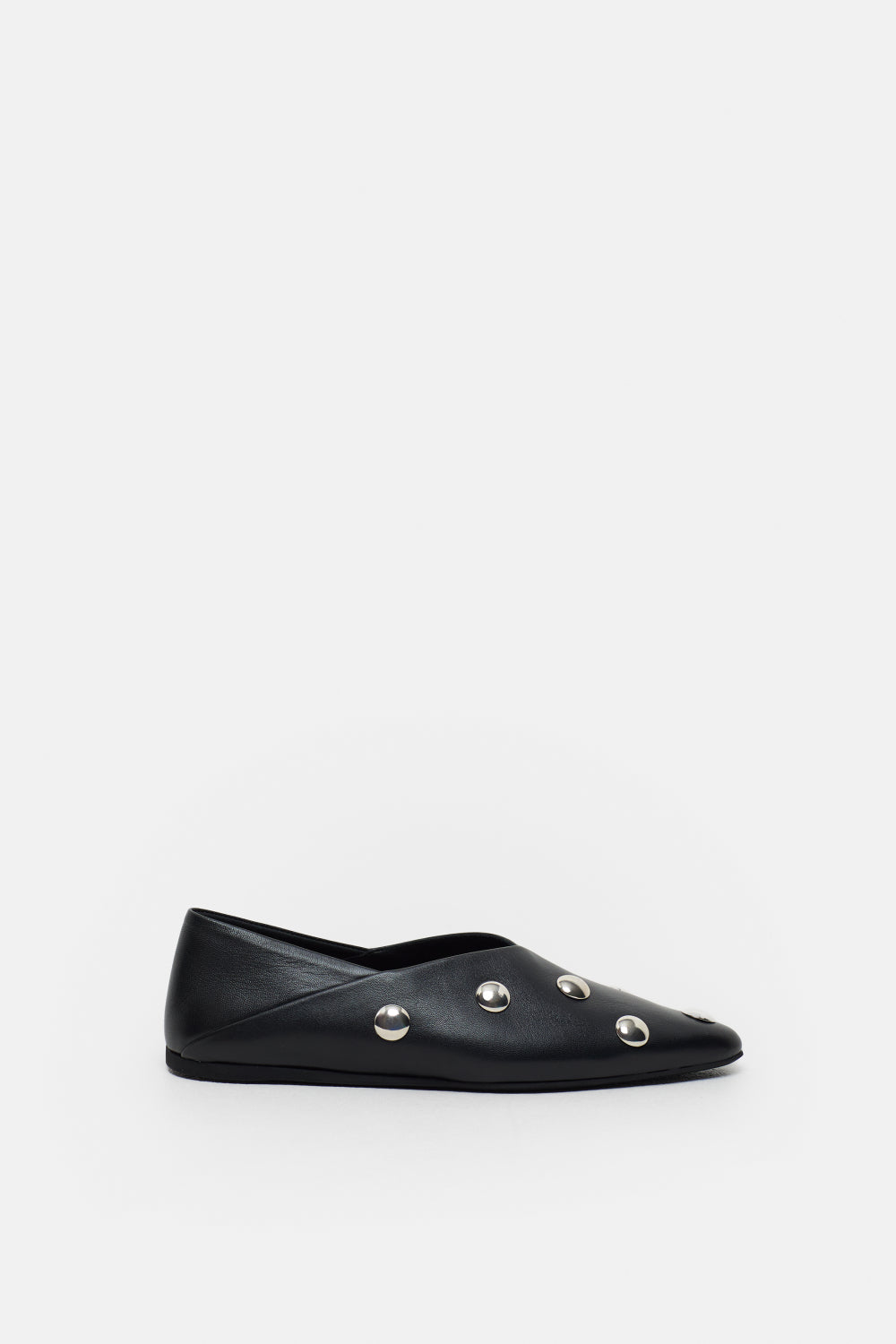 Ballerina with studs Closed