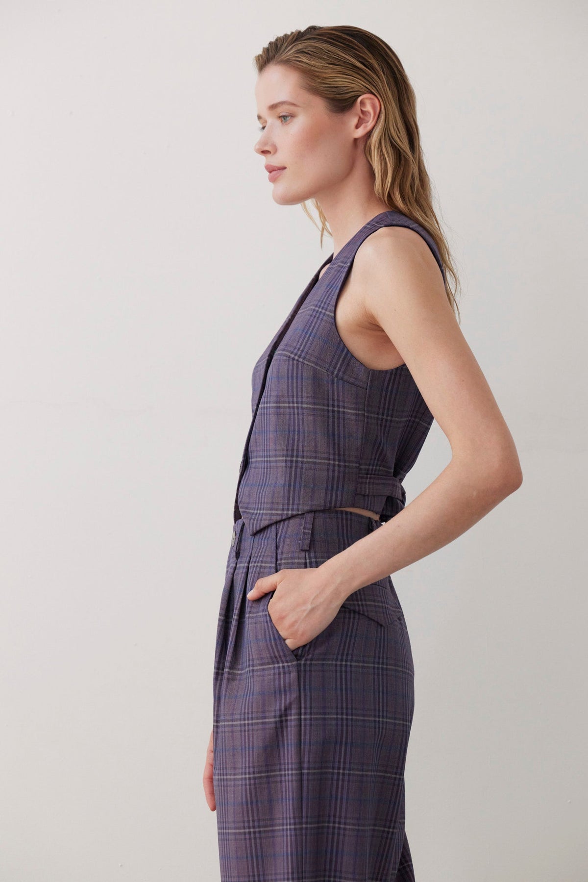 Diane Tailored V Neck Vest in Wool Vests CHRISTINE ALCALAY - 3