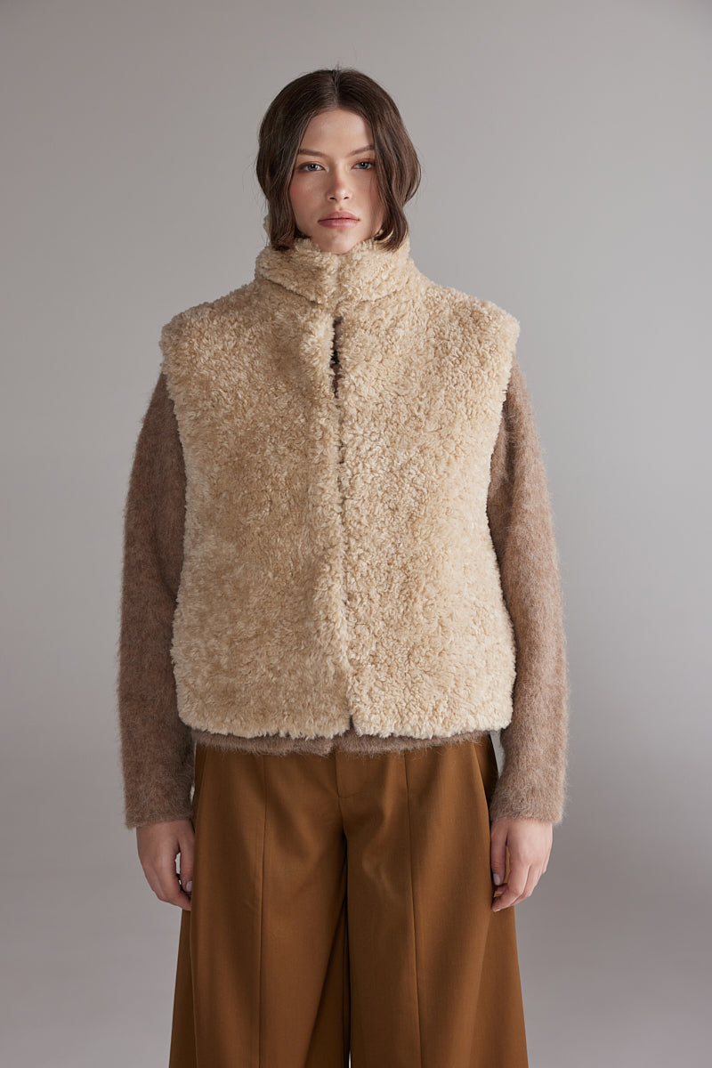 High Neck Reversible Fur Vest AMENTE - 2