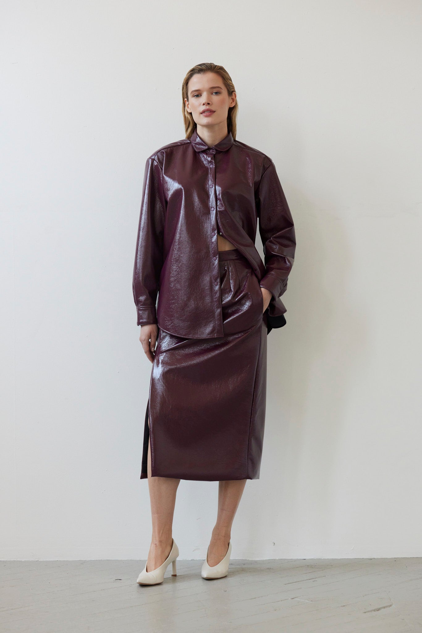 Monica Midi Straight Skirt in Gloss Pleatherette Skirts CHRISTINE ALCALAY - 2