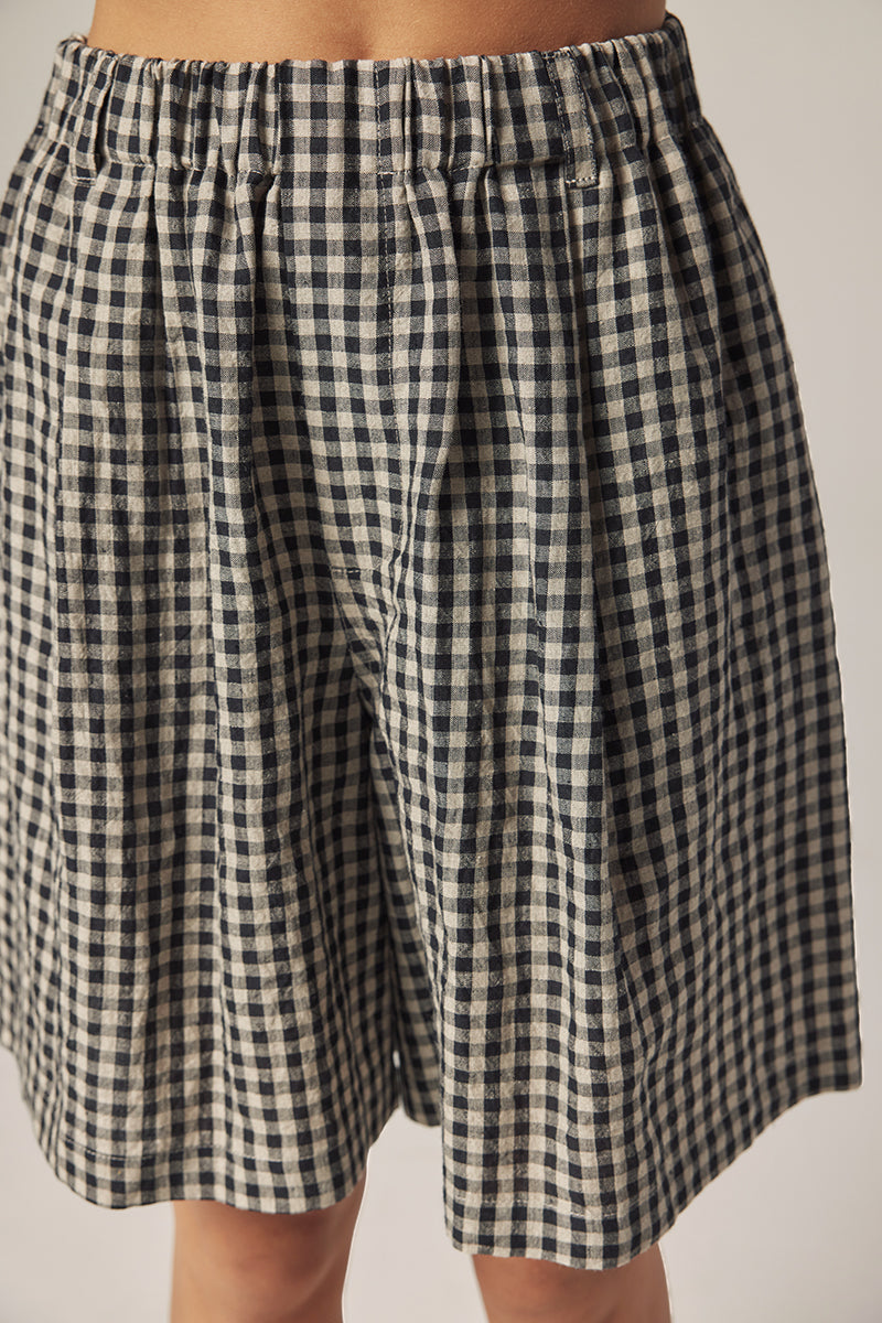 Loose casual linen shorts Pants AMENTE