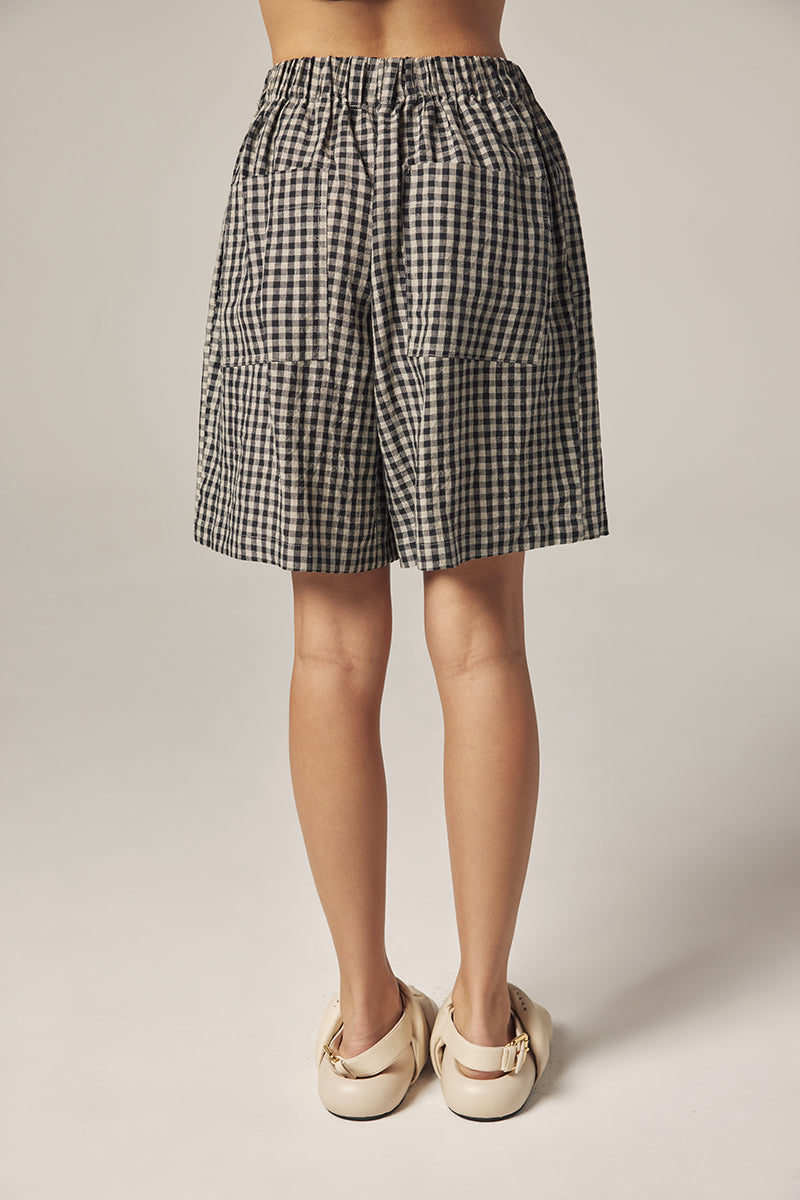 Loose casual linen shorts Pants AMENTE