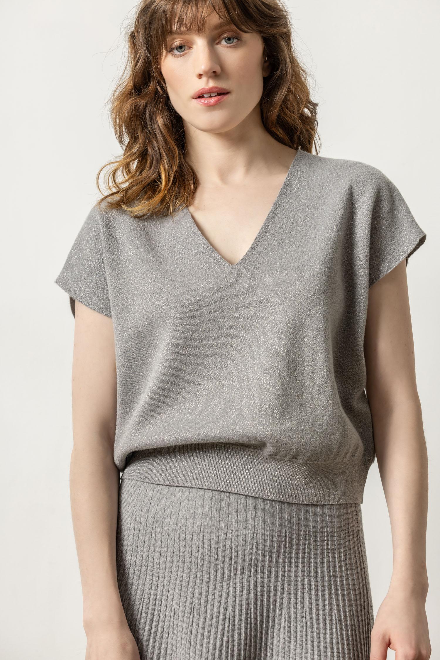 Metallic V-Neck Sweater Tops Lilla P.   