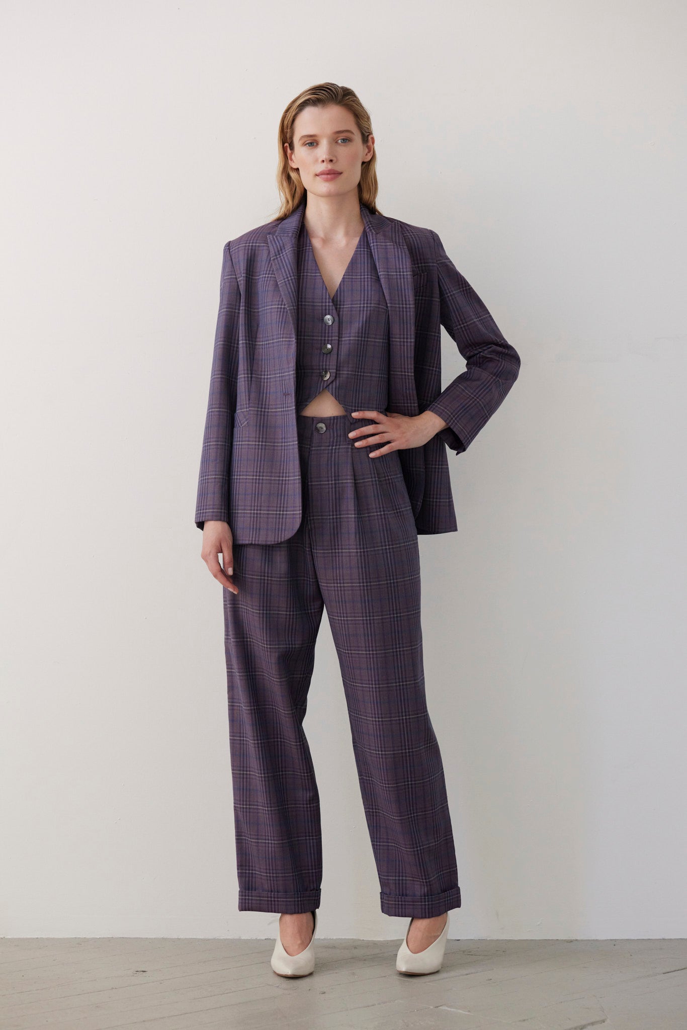 Patty Straight Leg Pant in Tropical Wool Pants CHRISTINE ALCALAY
