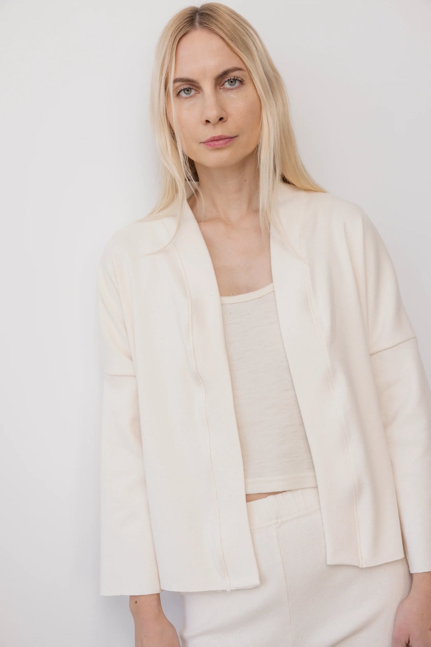 Easy Cardigan Sweaters wol hide