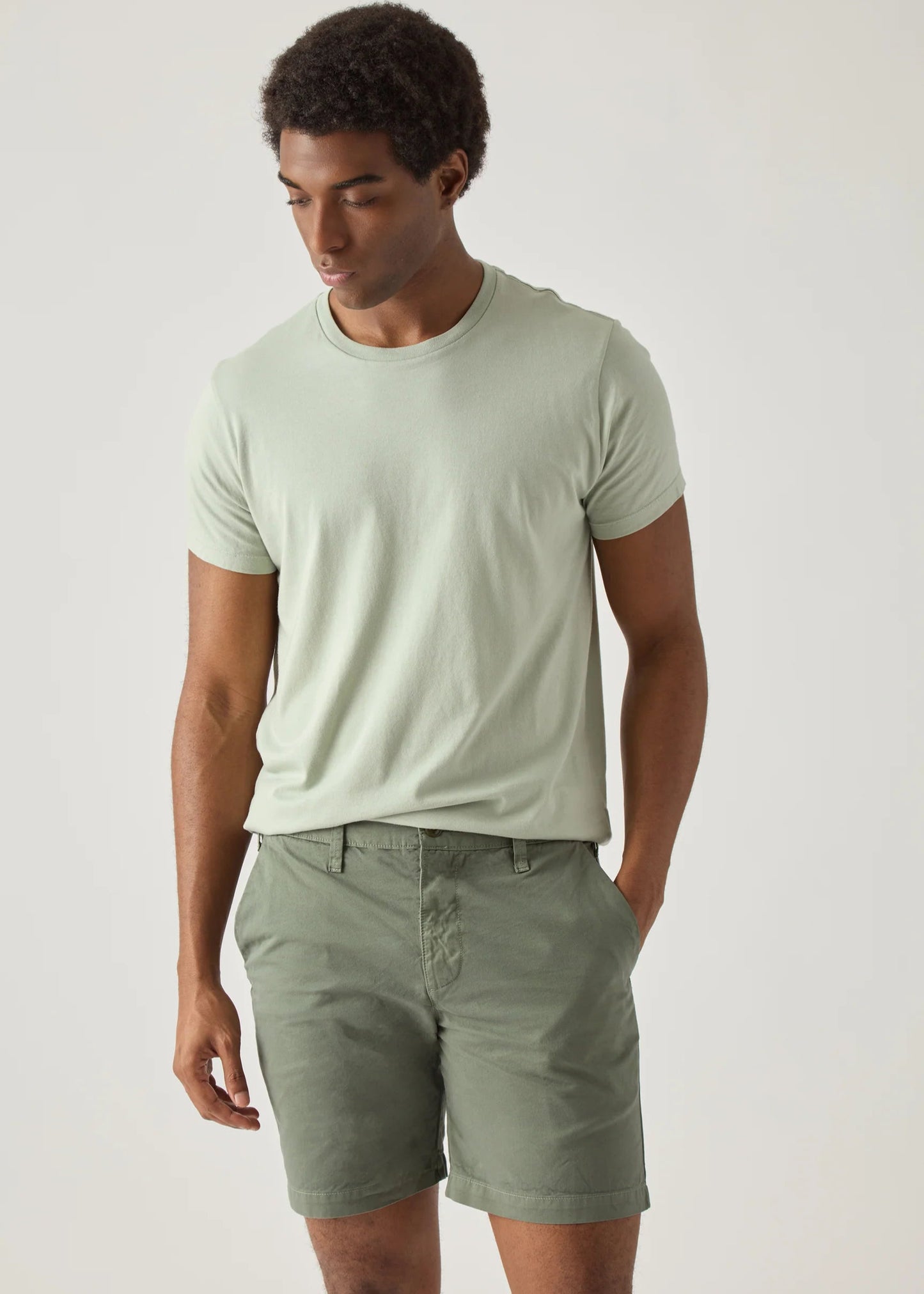Twill Standard Short 7.5" Shorts Save Khaki United