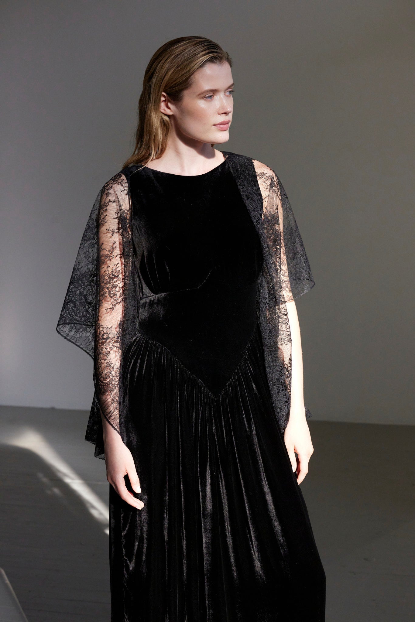 Zelda Chantilly Lace Shawl Tops CHRISTINE ALCALAY - 5