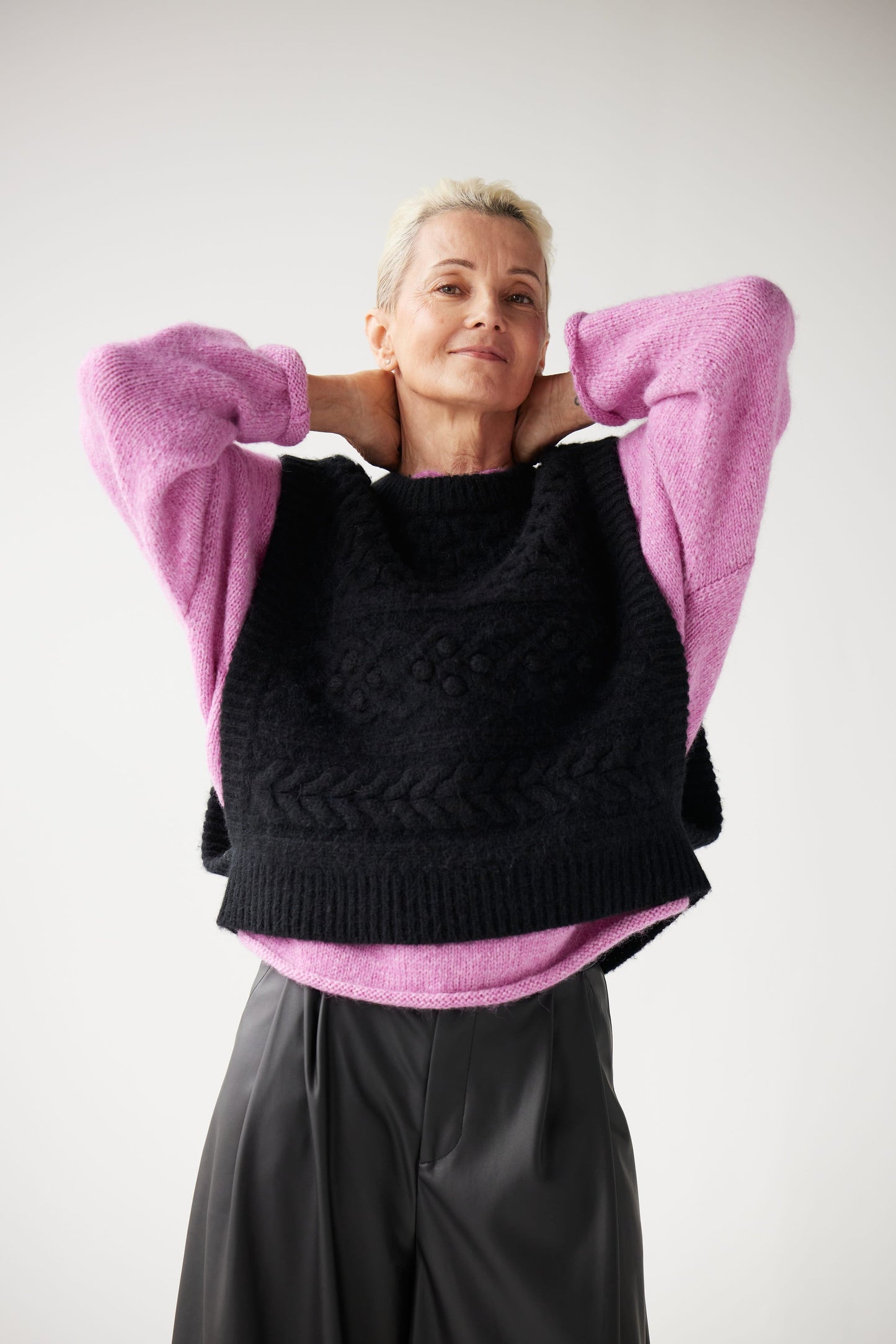 Mona Popcorn Sweater Vest Sweaters CHRISTINE ALCALAY Black XS/S (PETITE)