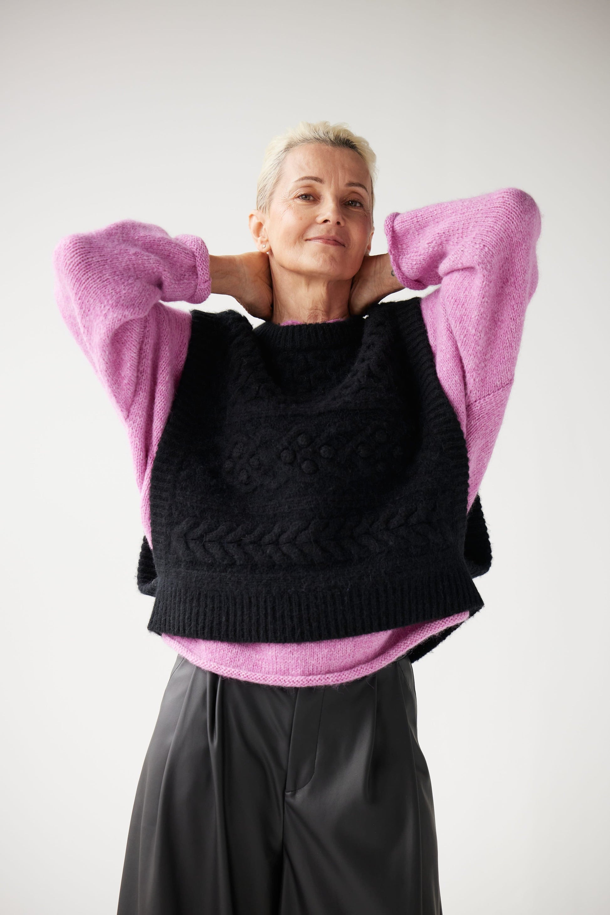 Mona Popcorn Sweater Vest Sweaters CHRISTINE ALCALAY Black XS/S (PETITE)