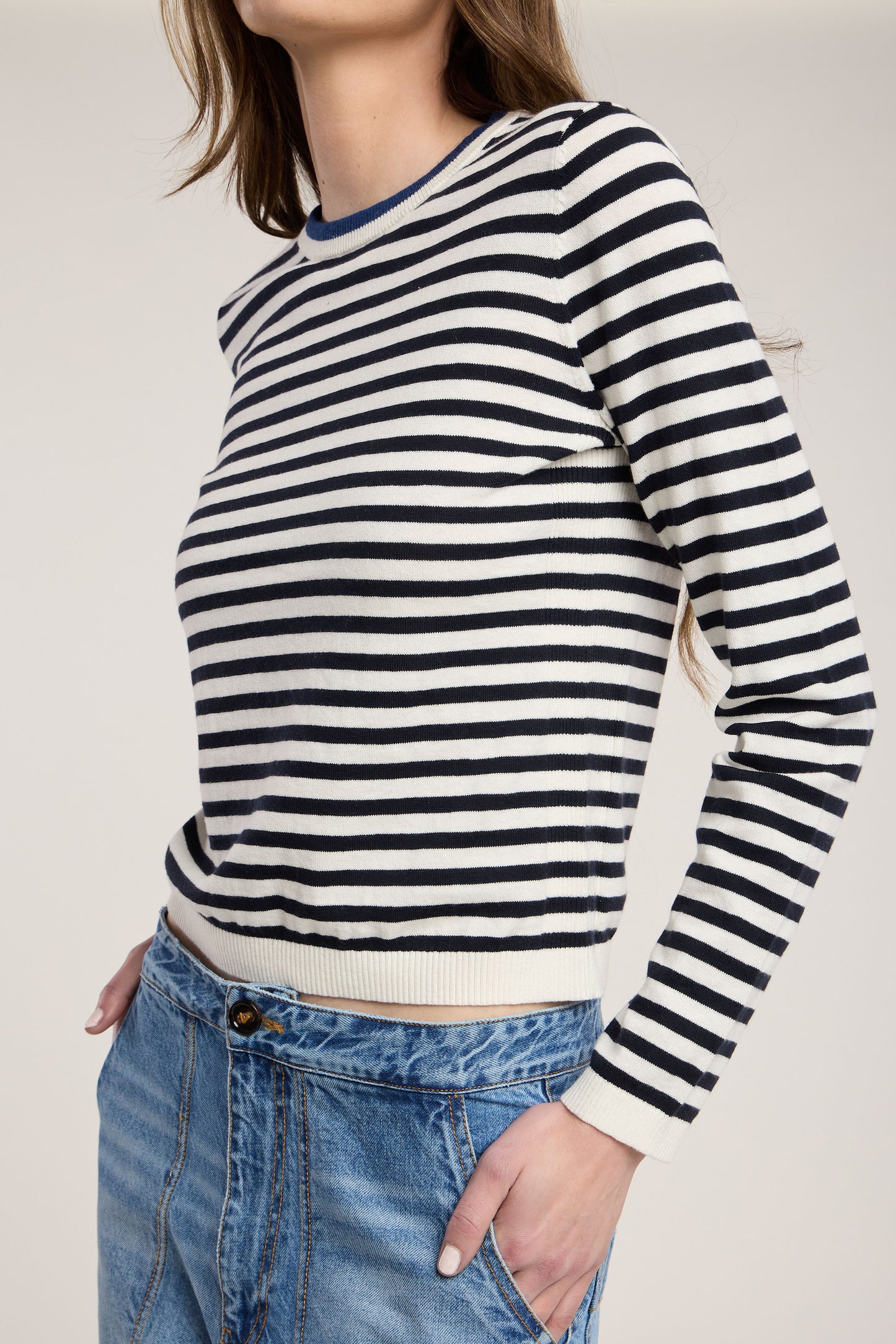 Roxy Top Sweaters Velvet by Graham & Spencer