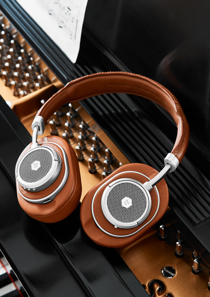 MW50+ Headphones Accessories Master & Dynamic brown/silver  