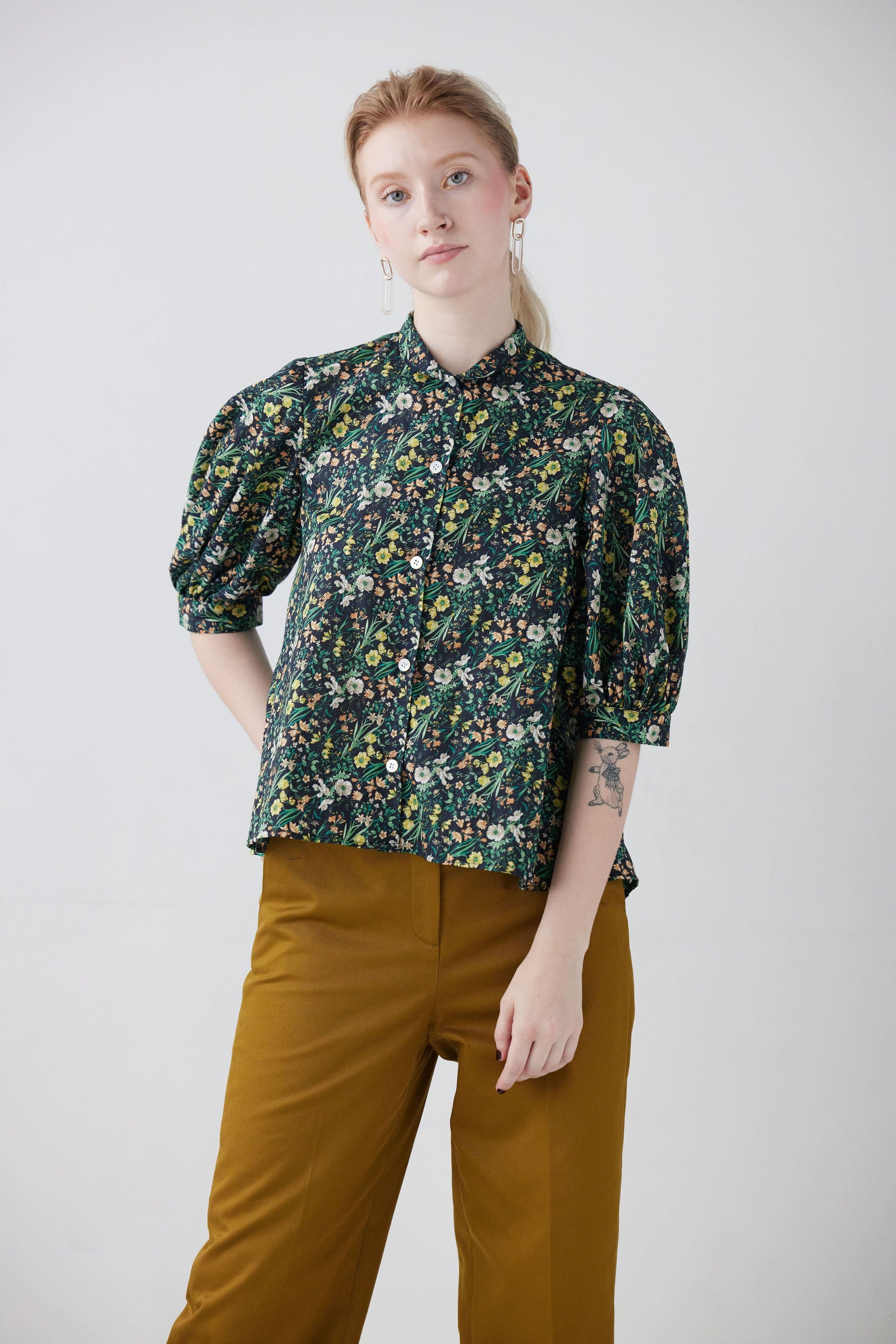 Livia Blouse in Floral Cotton Tops CHRISTINE ALCALAY Black Floral Extra Small 